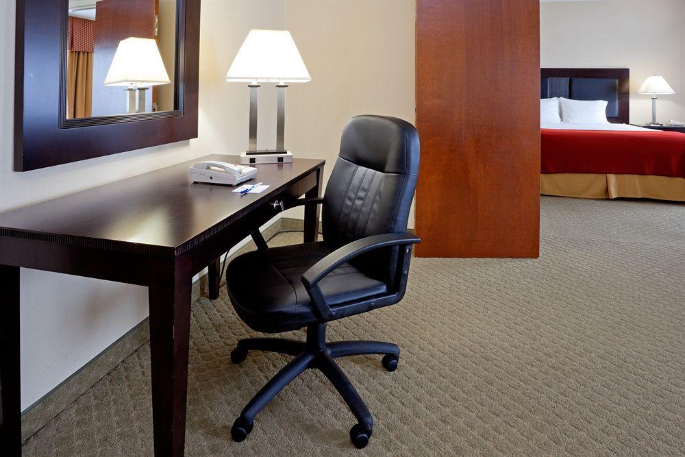 Best Western Plus Wilkes Barre-Scranton Airport Hotel Pittston Eksteriør billede