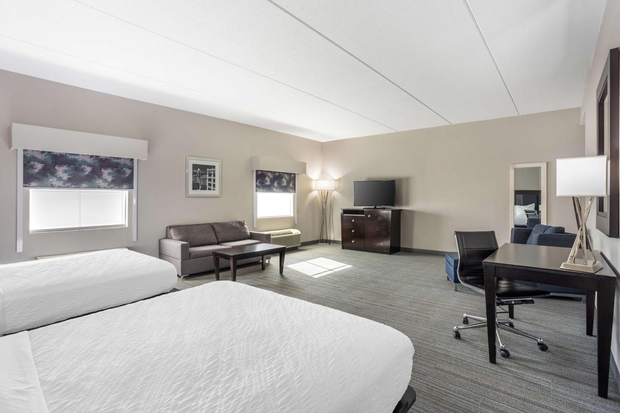 Best Western Plus Wilkes Barre-Scranton Airport Hotel Pittston Eksteriør billede