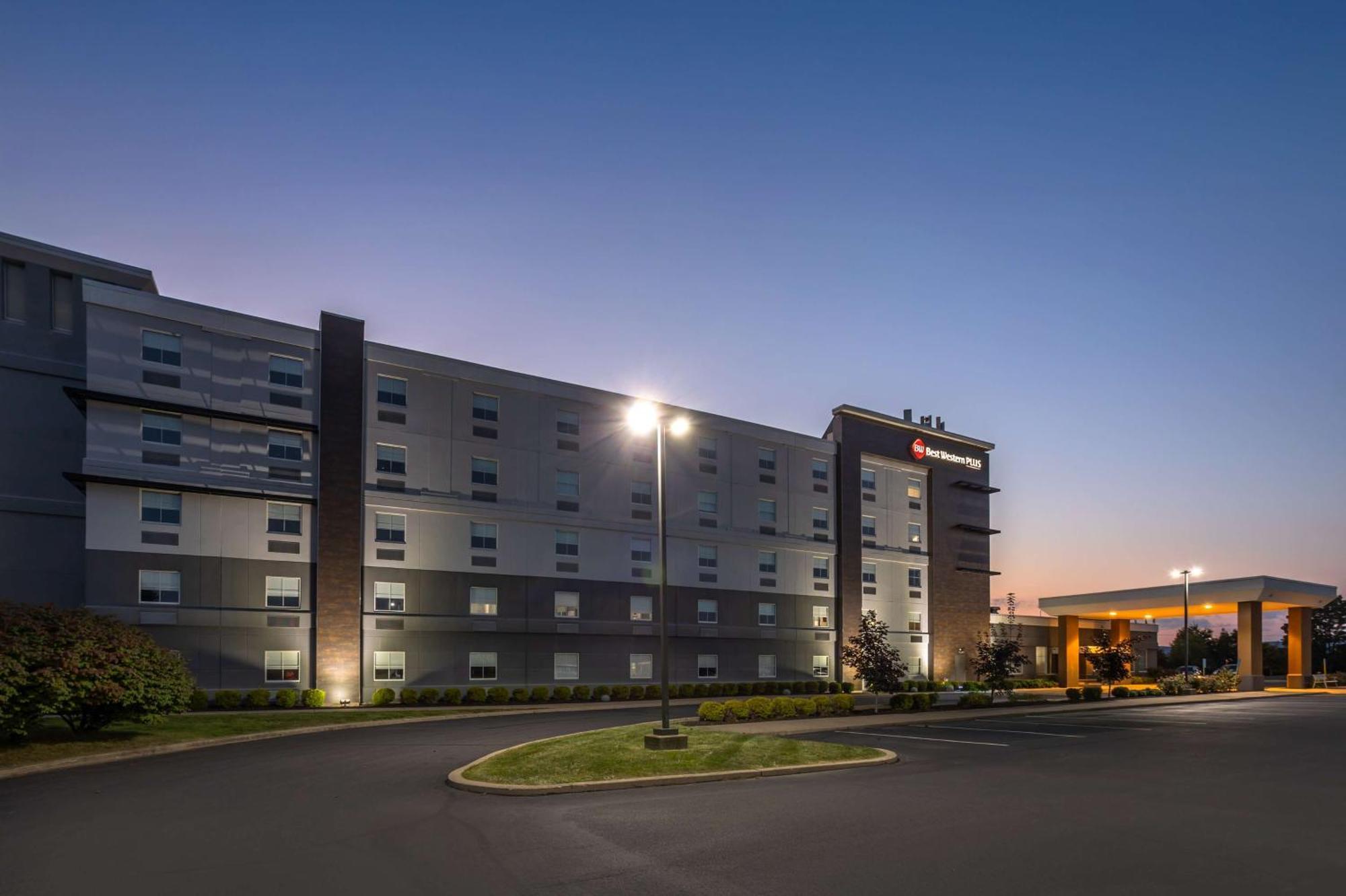 Best Western Plus Wilkes Barre-Scranton Airport Hotel Pittston Eksteriør billede