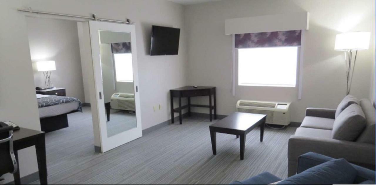 Best Western Plus Wilkes Barre-Scranton Airport Hotel Pittston Eksteriør billede